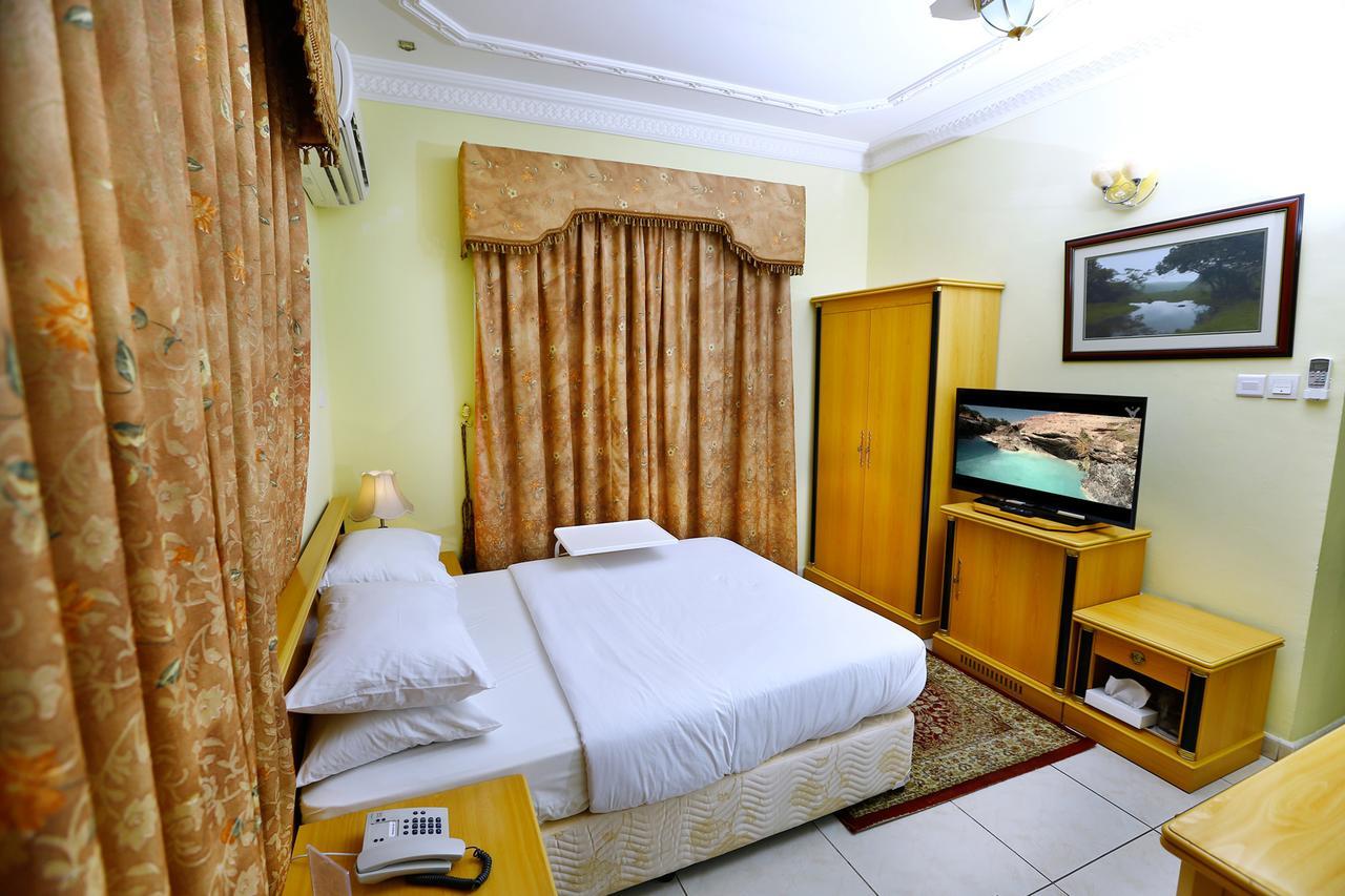 Muscat International Hotel 외부 사진